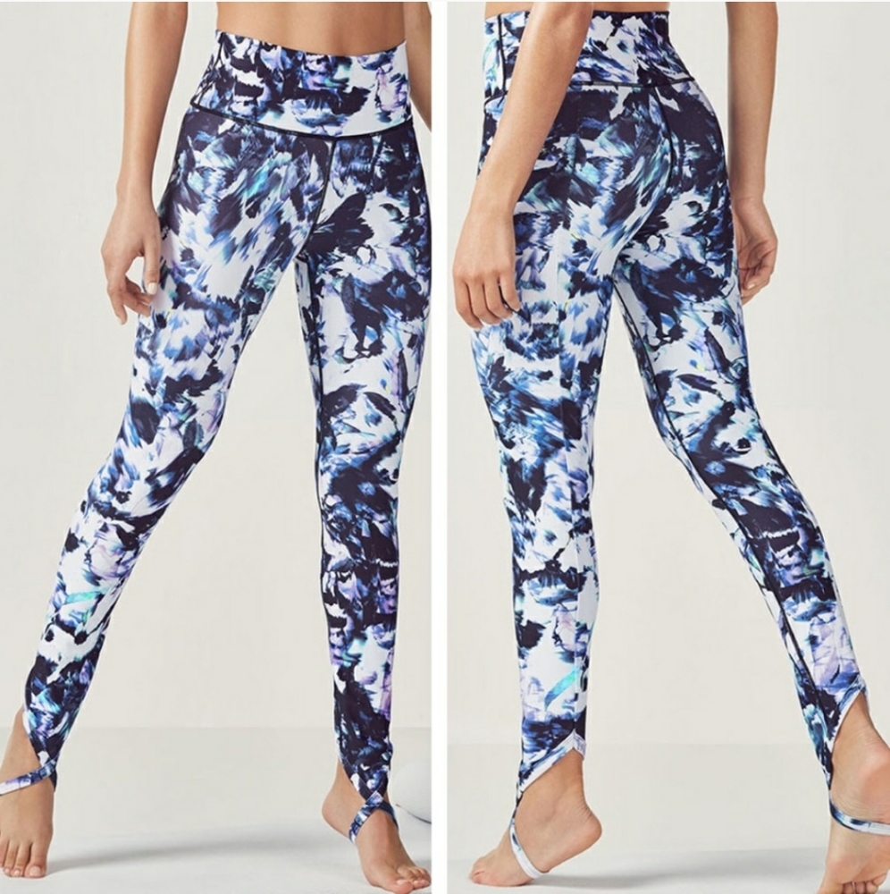 High Waisted Floral Powerhold Statement Leggings
